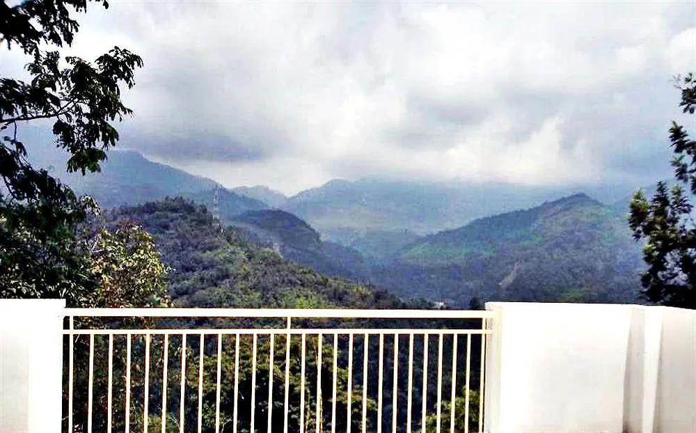 Resort The Edge Hotel Munnar
