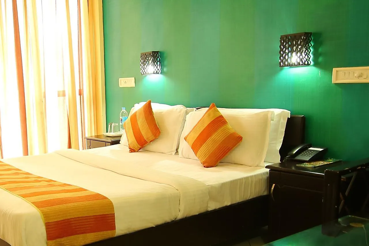 The Edge Hotel Munnar 3*,  India